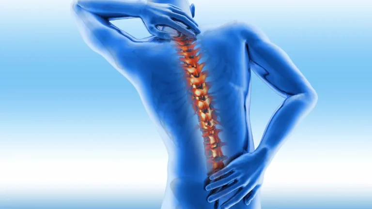 Sintomas do câncer de coluna vertebral