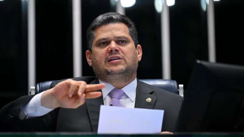PEC da aposentadoria especial de agentes de saúde pode ser votada